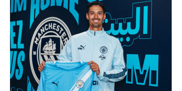 Manchester City brugte 120 millioner euro på at rekruttere tre spillere Manchester City brugte 120 millioner euro på at rekruttere tre spillere